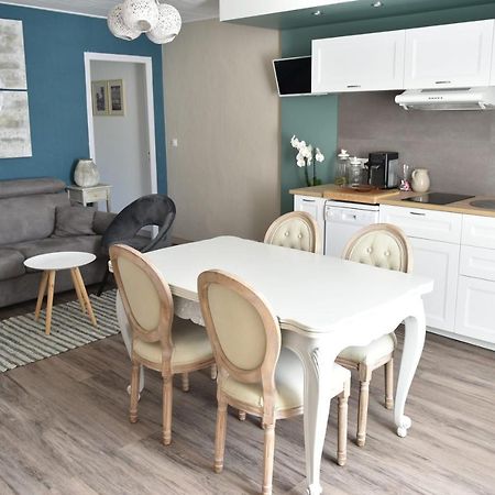 Au Logis De Pezenas Lägenhet Exteriör bild