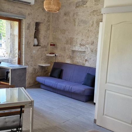 Au Logis De Pezenas Lägenhet Exteriör bild