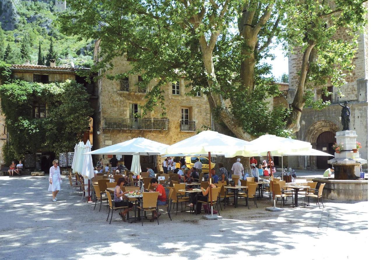 Au Logis De Pezenas Lägenhet Exteriör bild